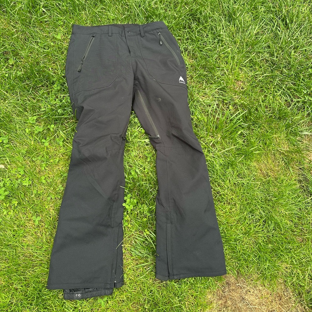Burton women’s Gloria GORE-TEX 2L Snowpants